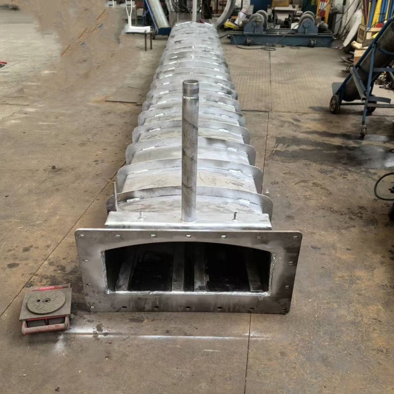 1733992182934323.jpg 裂解爐爐膽1.jpg